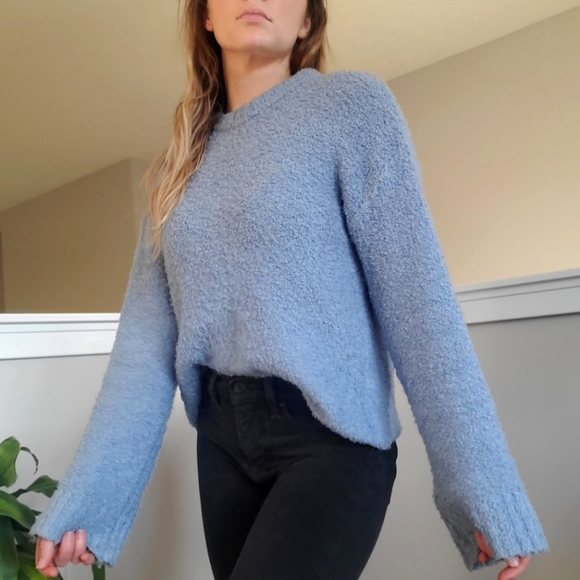 Abound Bouncle Knit Fuzzy Sweater Baby Blue Size Small - Picture 2 of 10
